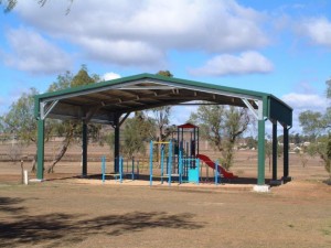 Bunkers Hill School Shade Shed 013